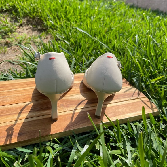 AEYDE Selma cream leather color Pointed Toe Pump (Women) SIZE 37 - Picture 11 of 13